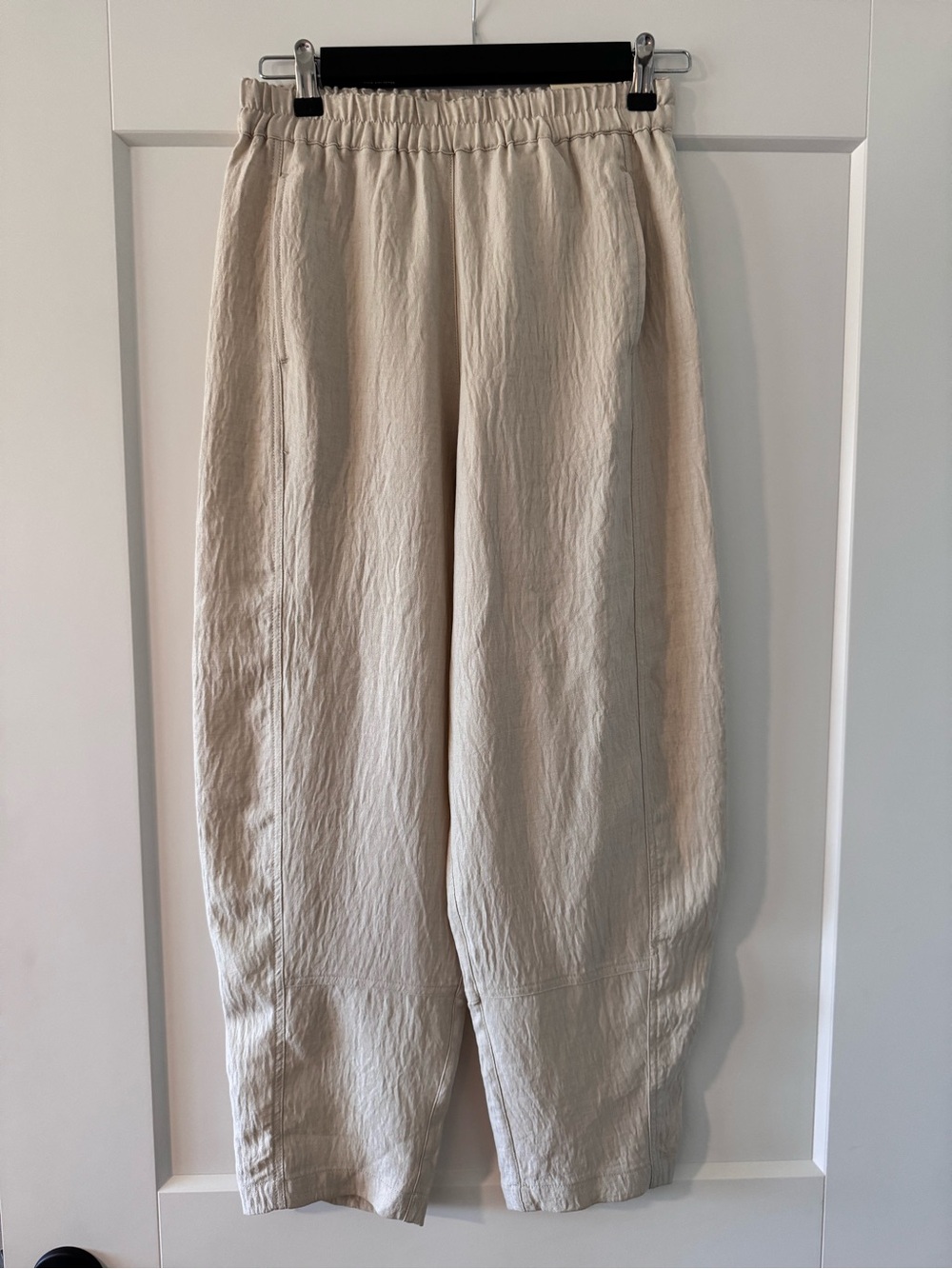 Max Studio Women’s Cream Elastic Waist Pull-On Barrel Pants